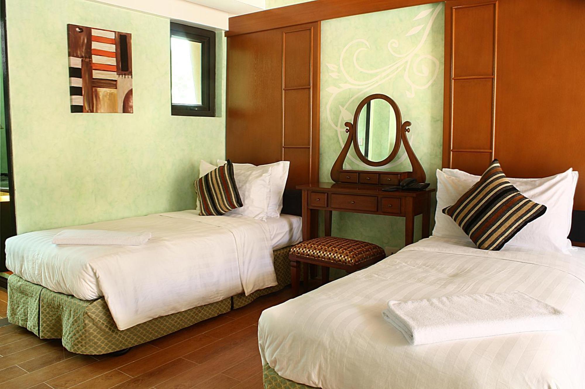 טגאיטאי Lee Boutique Hotel Tagaytay מראה חיצוני תמונה