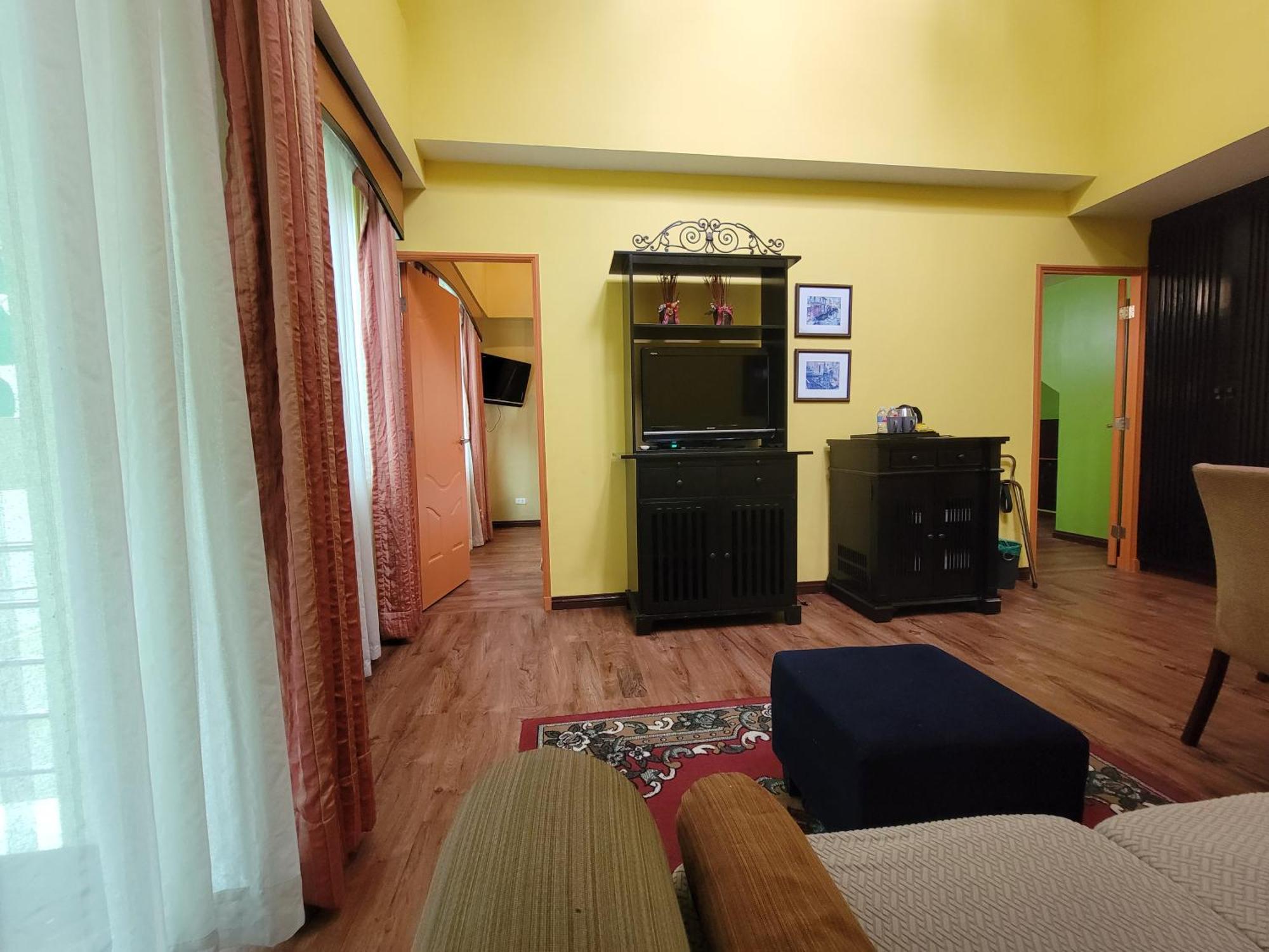 טגאיטאי Lee Boutique Hotel Tagaytay מראה חיצוני תמונה