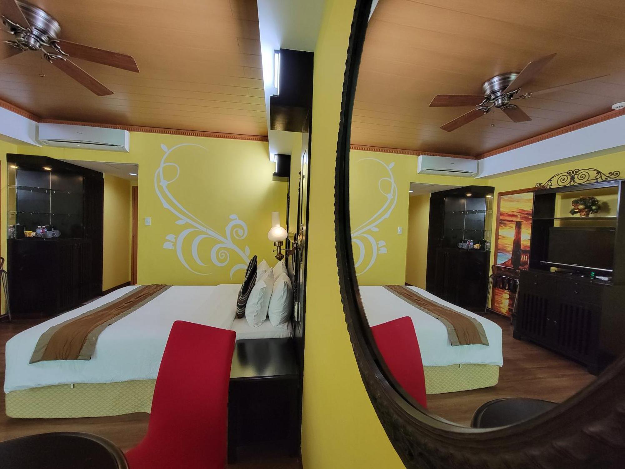 טגאיטאי Lee Boutique Hotel Tagaytay מראה חיצוני תמונה